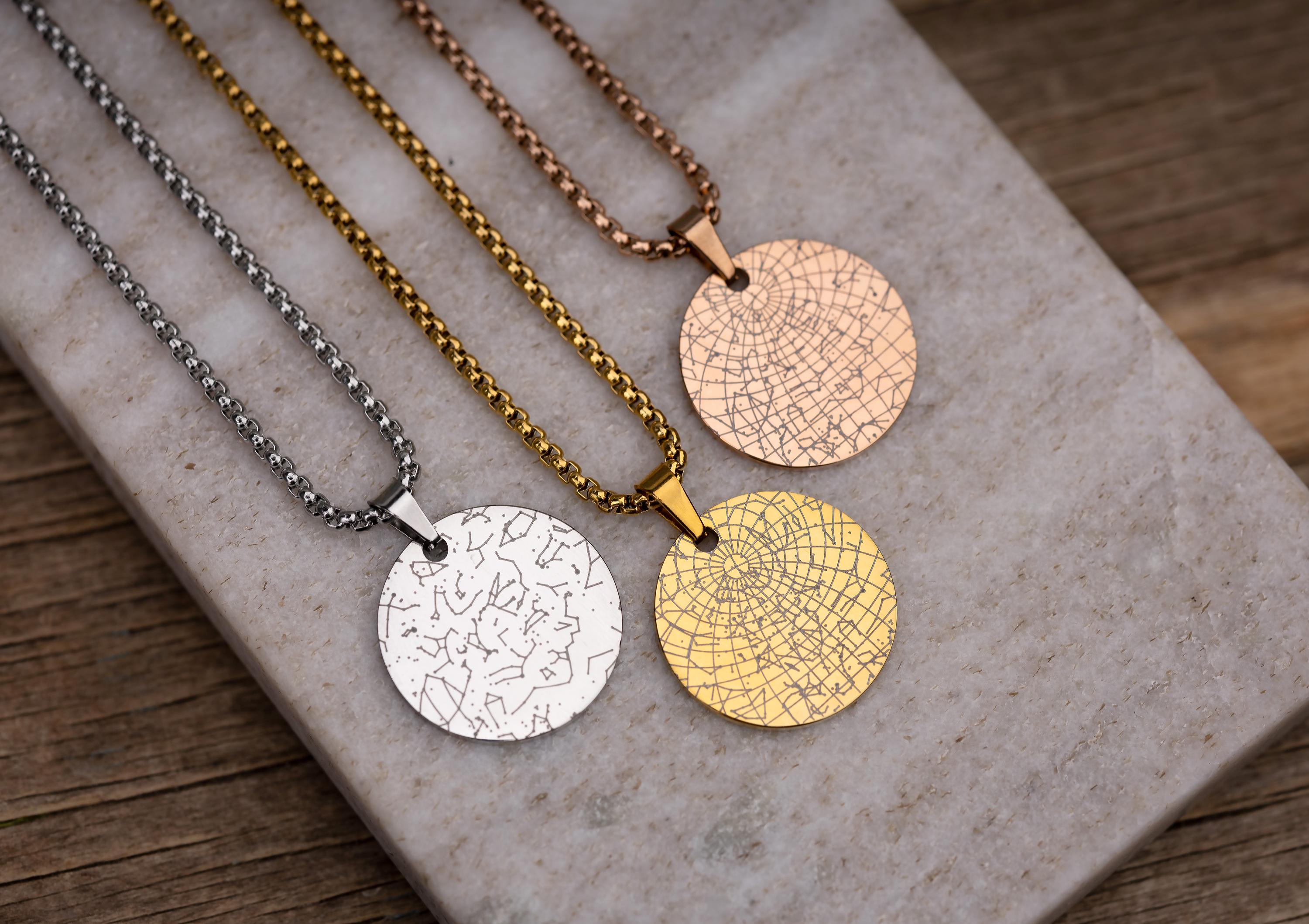 Individualizuotas žvaigždėlapių pakabukas, dovana jam su specialia data, personalizuotas naktinio dangaus pakabukas, gimtadienio arba jubiliejaus dovana vyrams, S-014