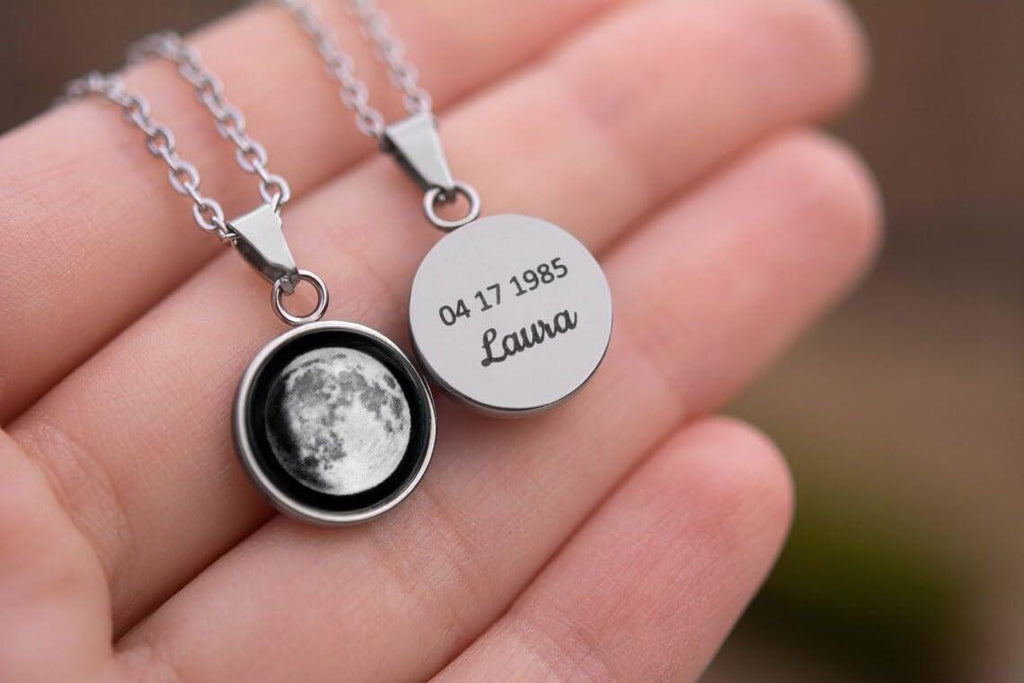 Mėnulio fazės personalizuotas vėrinys, personalizuoti papuošalai su graviravimu, gimtadienio dovana moterims, jubiliejaus dovana jai, dovana mamai, S-001