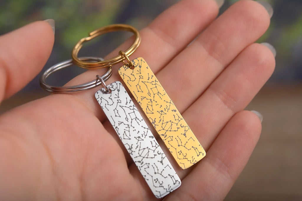 Individualizuotas žvaigždėlapis pagal datos raktų pakabuką, graviruotas raktų pakabukas, personalizuota jubiliejaus gimtadienio dovana moterims ar vyrams, vaikinui ar merginai, S-057